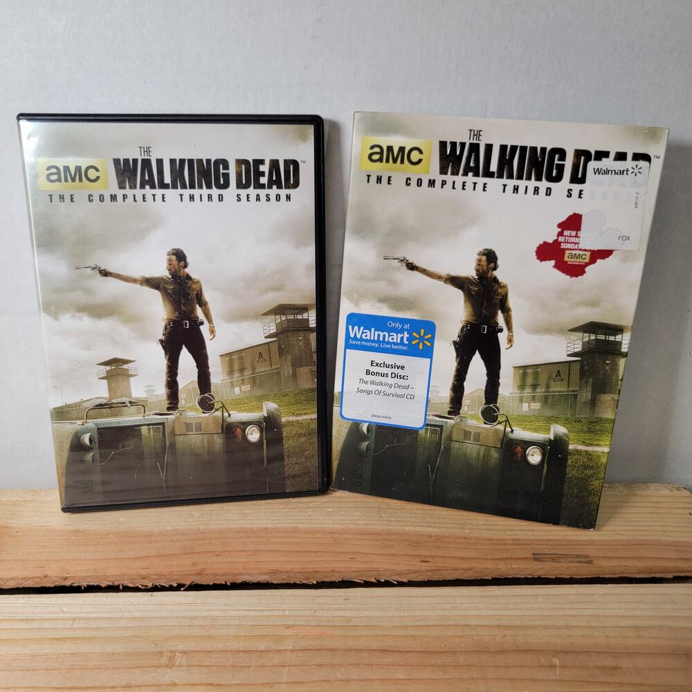 DVD The Walking Dead Complete Third Season w/ Dust Cover